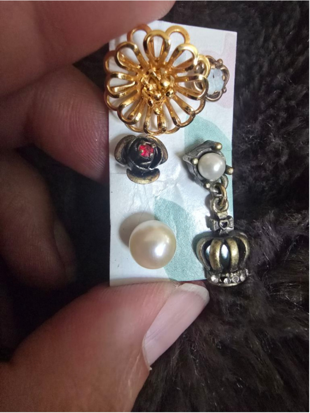 Vintage Gold White Assorted Mix and Match Earrings Set of 5 Studs Stacking